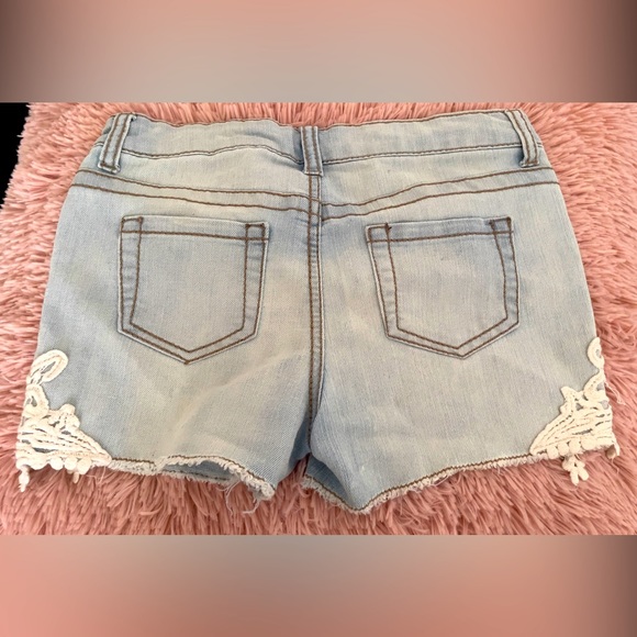 CHEROKEE Faded Wash Jean Shorts with Lace Embroidered Design on the Sides - Picture 2 of 3